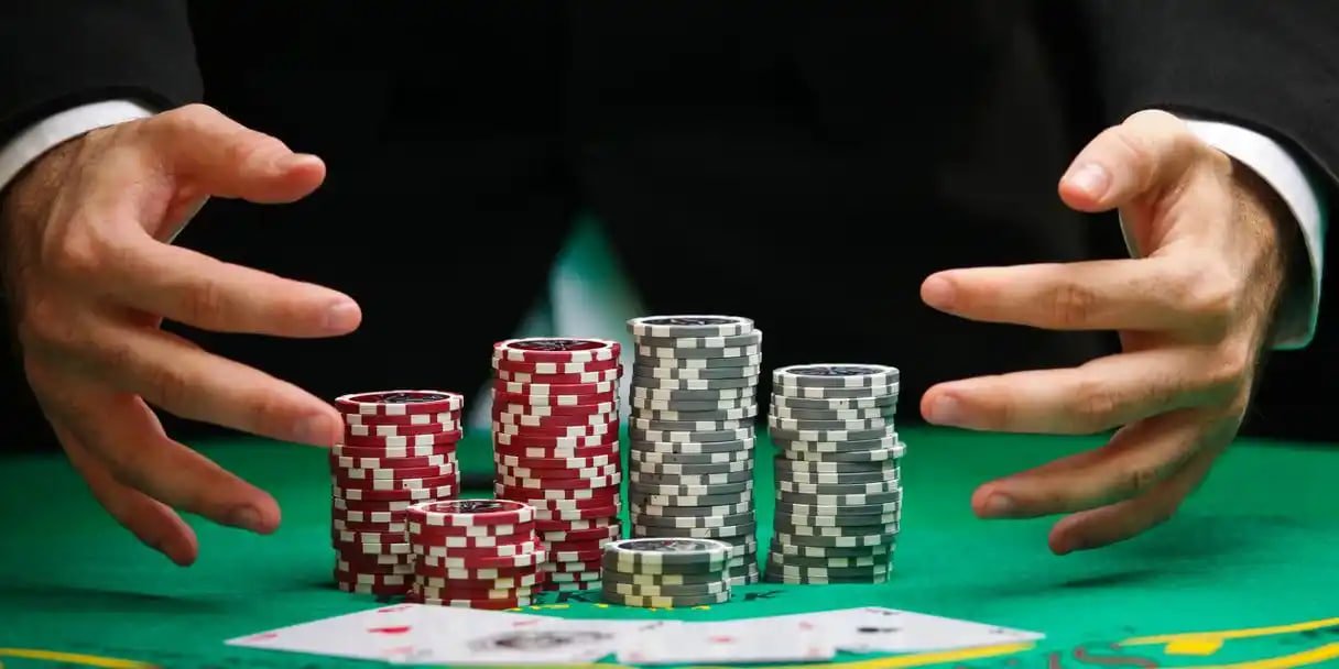 Perbandingan antarmuka aplikasi Android dan browser iOS win bet